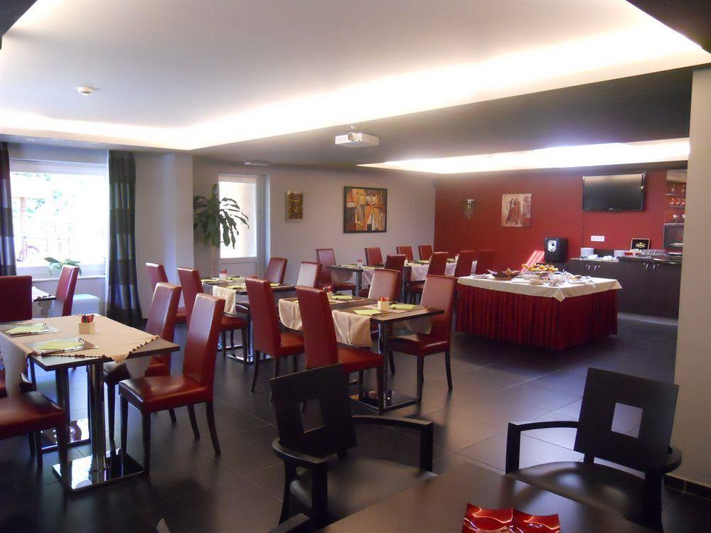 לה לובייר Apparthotel Belle Vue מראה חיצוני תמונה